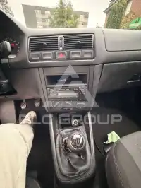 2003 Volkswagen GOLF