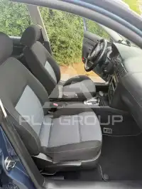 2003 Volkswagen GOLF