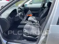 2002 Volkswagen GOLF