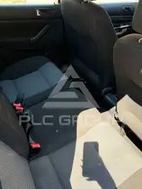 2003 Volkswagen GOLF