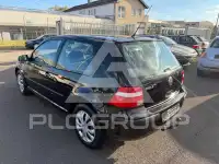 2003 Volkswagen GOLF