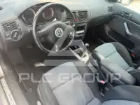 2003 Volkswagen GOLF