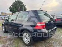 2003 Volkswagen GOLF