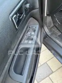 2003 Volkswagen GOLF