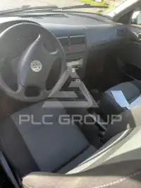 2003 Volkswagen GOLF