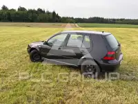 2003 Volkswagen GOLF