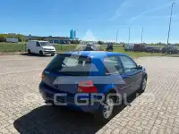 2003 Volkswagen GOLF