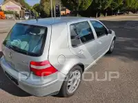 2003 Volkswagen GOLF