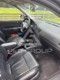2003 Volkswagen GOLF