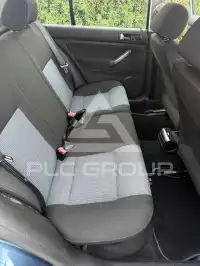 2003 Volkswagen GOLF