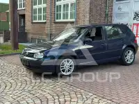 2003 Volkswagen GOLF
