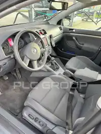 2003 Volkswagen GOLF