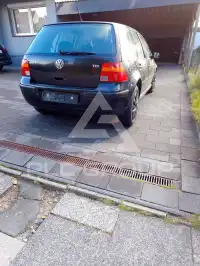 2003 Volkswagen GOLF