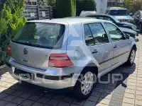 2003 Volkswagen GOLF