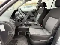 2003 Volkswagen GOLF