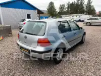2003 Volkswagen GOLF