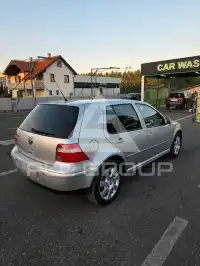 2003 Volkswagen GOLF