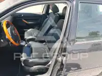2003 Volkswagen GOLF
