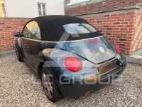 2003 Volkswagen BEETLE