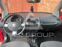 2003 Volkswagen BEETLE
