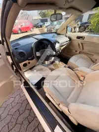 2003 Volkswagen BEETLE