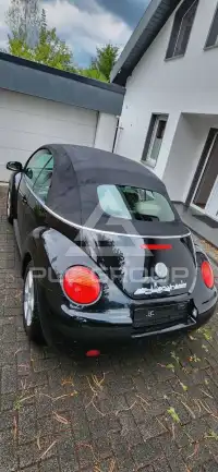 2003 Volkswagen BEETLE