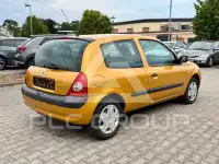 2003 Renault Clio