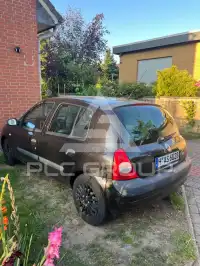 2003 Renault Clio