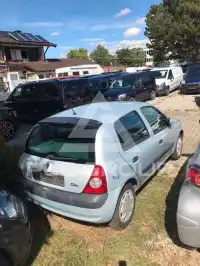 2003 Renault Clio