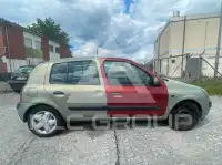 2003 Renault Clio