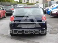2003 Opel Signum