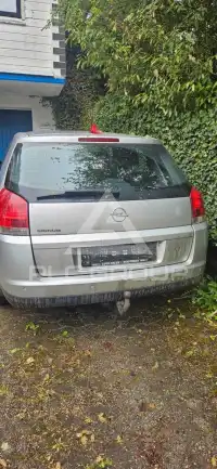2003 Opel Signum