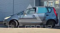 2004 Mitsubishi Colt