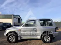 2004 Mitsubishi PAJARO