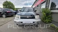 2004 Mitsubishi PAJARO