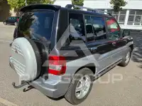 2004 Mitsubishi PAJARO