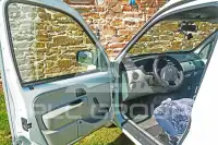 2004 Nissan Kubistar