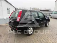 2004 Nissan X-TRAIL