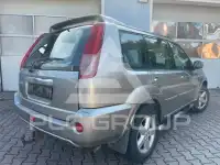 2004 Nissan X-TRAIL