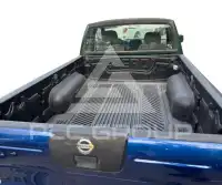 2004 Nissan KICKS