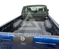 2004 Nissan KICKS