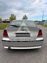 2004 BMW 316