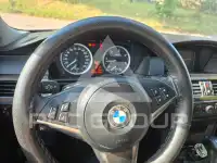 2004 BMW 530
