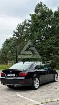 2004 BMW 530