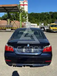 2004 BMW 525