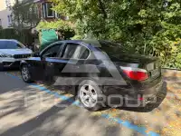 2004 BMW 525
