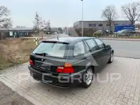 2004 BMW 320