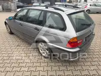 2004 BMW 320