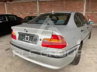 2004 BMW 320