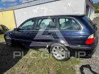 2004 BMW 320